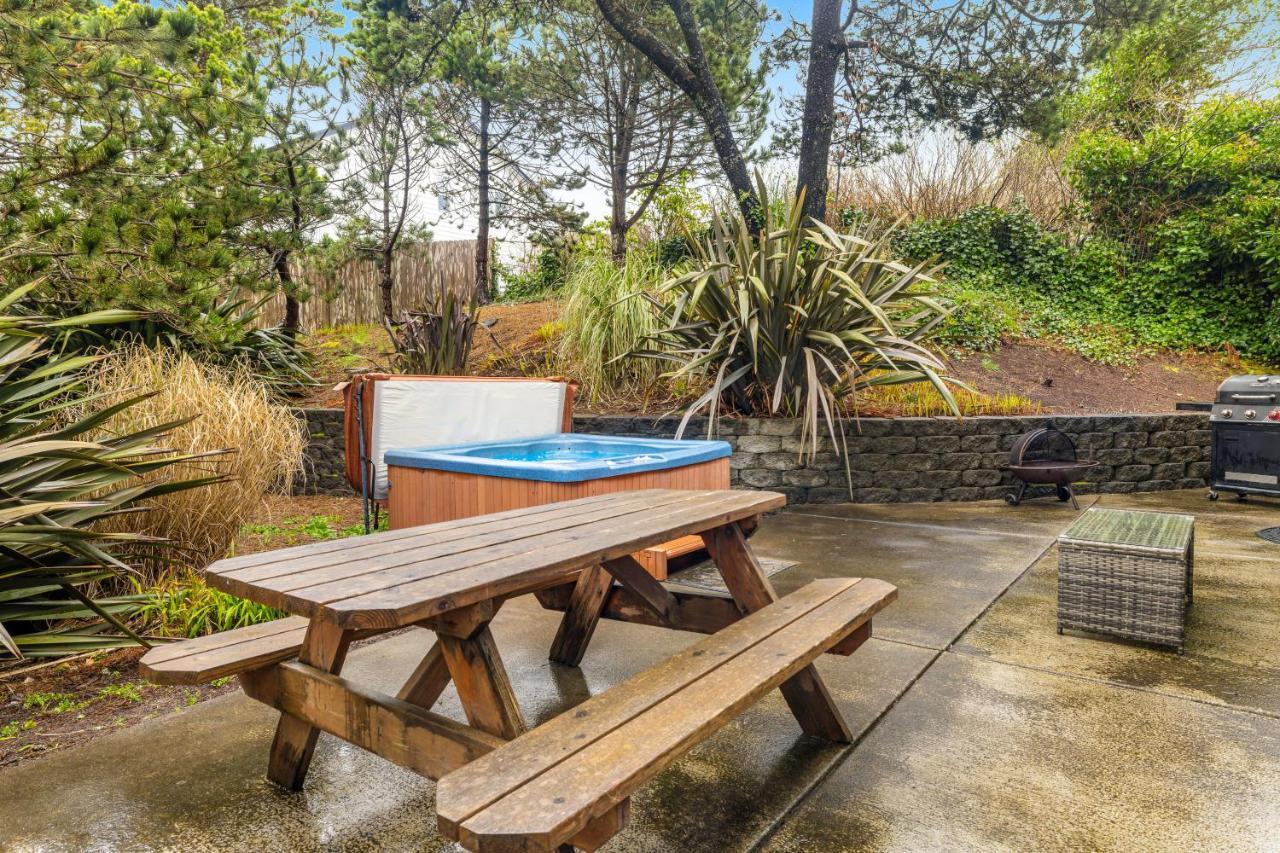 Villa Gone Coastal Lincoln City Esterno foto