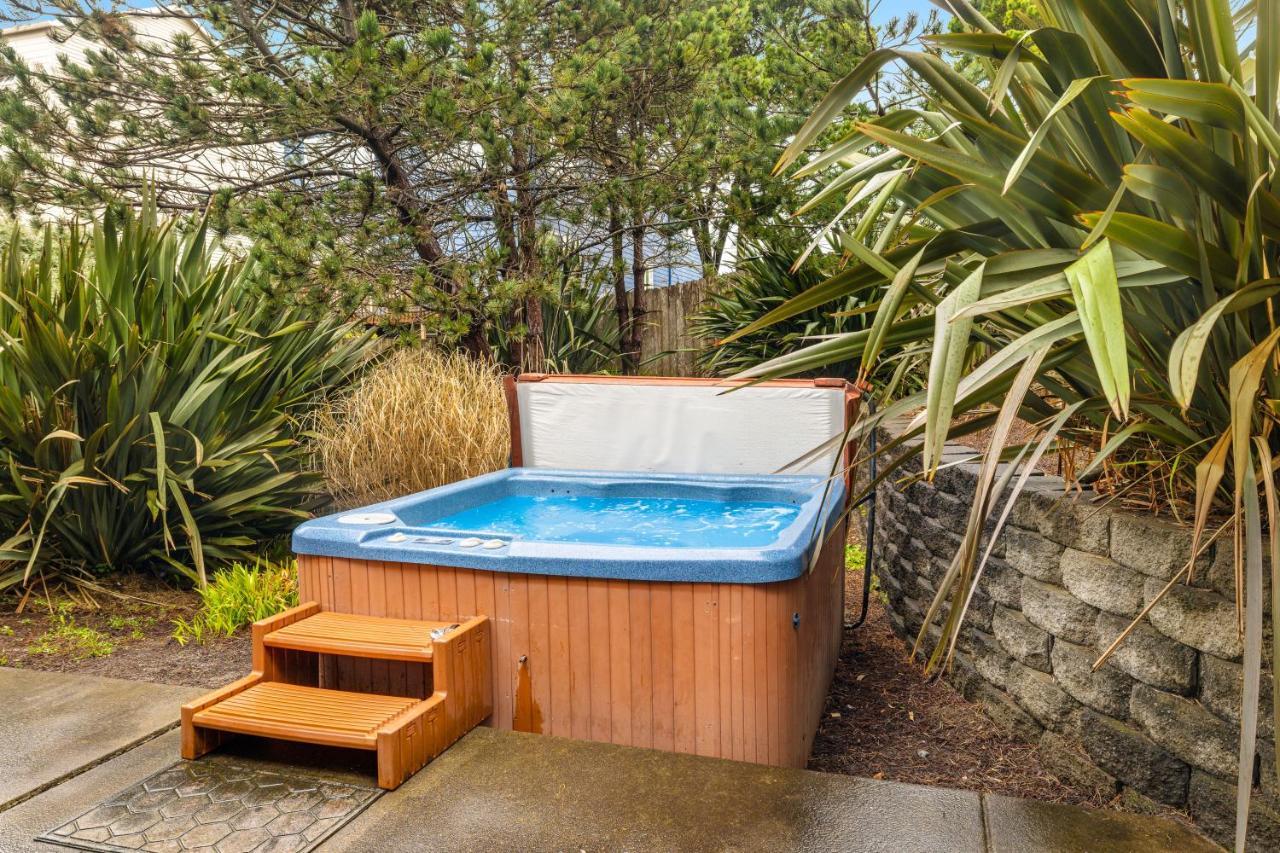 Villa Gone Coastal Lincoln City Esterno foto